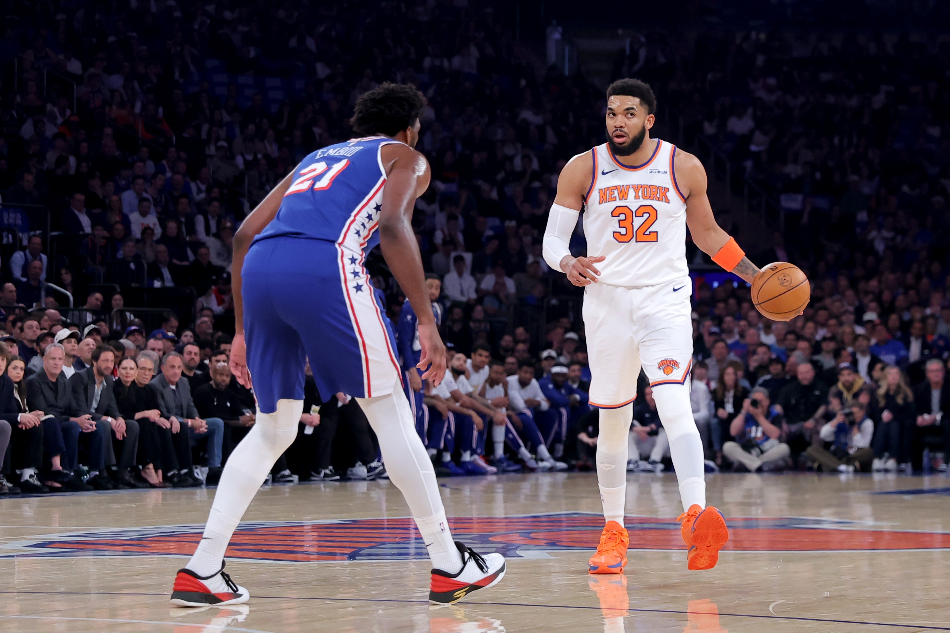 詹姆斯换队首年无冠定律难破 76人专家团判定争冠难度大 詹姆斯换队首年无冠定律难破 76人专家团判定争冠难度大