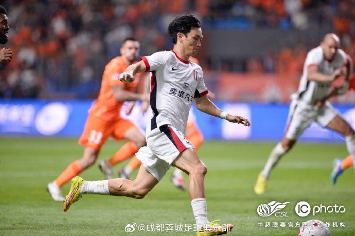 阿洛伊西:再度因定位球丢分 进攻机会未能把握 阿洛伊西:再度因定位球丢分 进攻机会未能把握