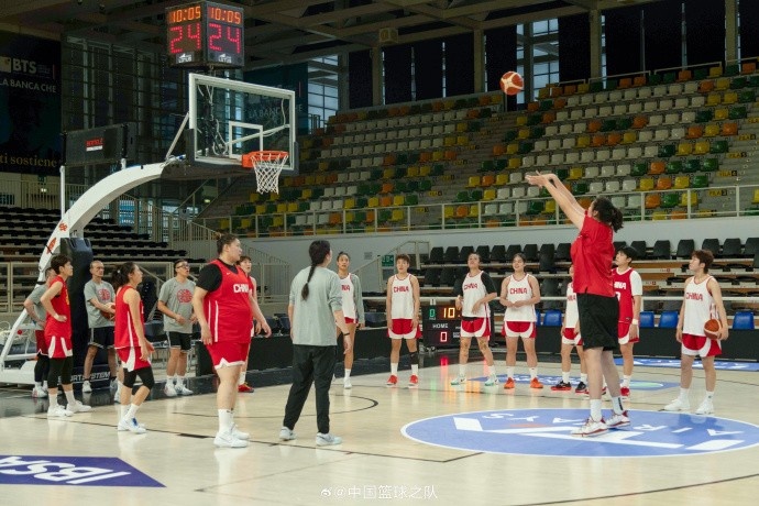 欧洲拉练!中国女篮经过3天适应性训练 22日凌晨将对阵意大利女篮 欧洲拉练!中国女篮经过3天适应性训练 22日凌晨将对阵意大利女篮