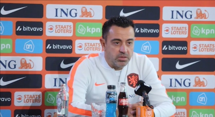 哈维：一直在关注德里赫特的恢复情况，他在未来会发挥重要作用