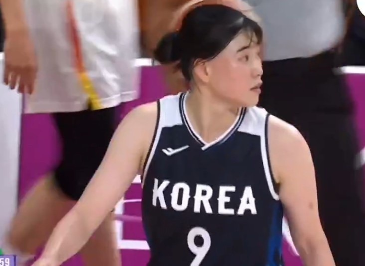 韩国女篮李孝希：从没想过会输中国 全队上下齐心协力在防张子宇
